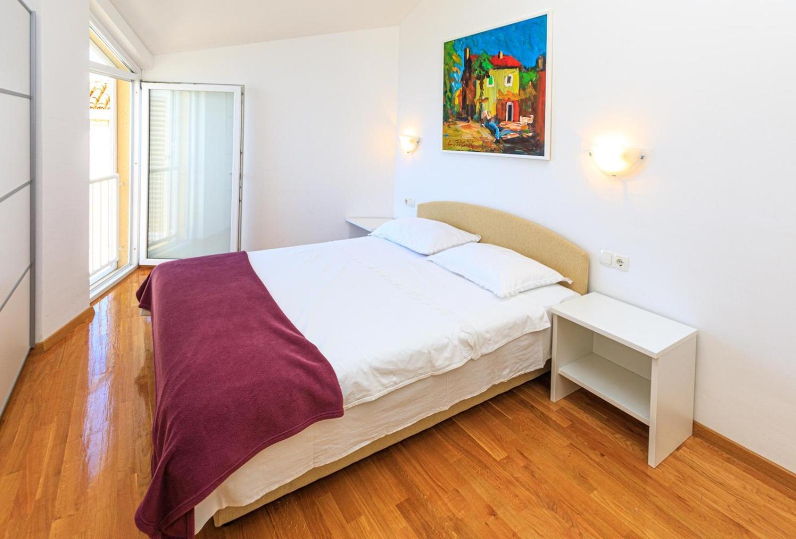 Apartments Boris Омиш Экстерьер фото