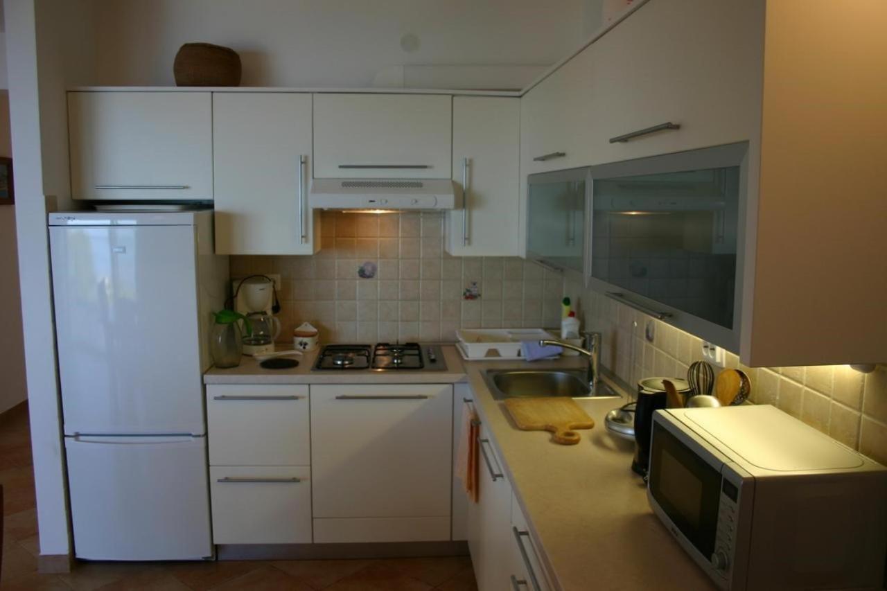 Apartments Boris Омиш Экстерьер фото
